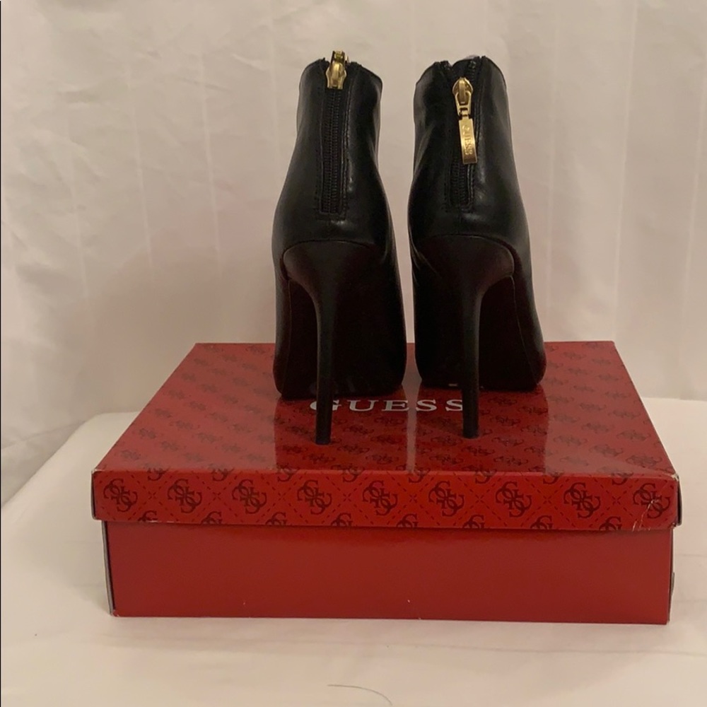 Guess Booties - Picture 2 of 5